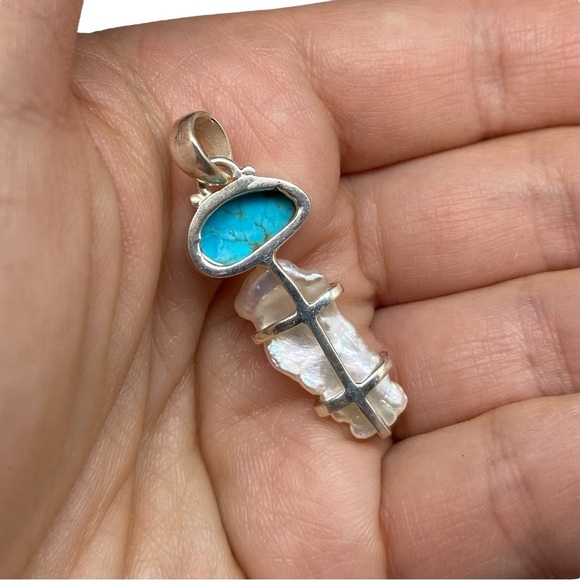 Sleeping Beauty Turquoise Freshwater Pearl Necklace Pendant 925 Sterling Silver - Picture 4 of 4